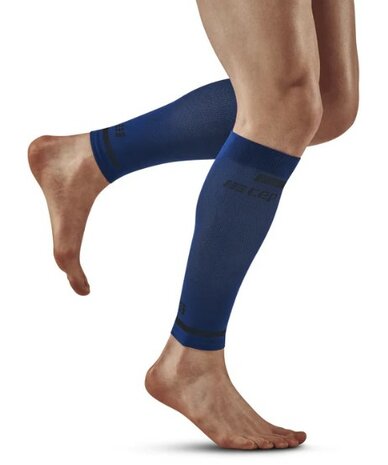 CEP the run compression - calf sleeves - men - blue - tot onder de knie zonder voet - per paar - op model