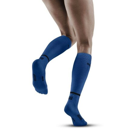 CEP the run socks - woman - blauw - tot onder de knie met voet - per paar