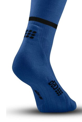 CEP the run socks - woman - blauw - tot onder de knie met voet - per paar