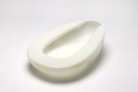 Bedpan economy wit - 39 x 27 cm Bedpan economy wit - 39 x 27 cm