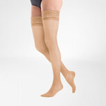 VenoTrain act SHEER ELEGANCE - AG - 140den - caramel - siliconenboord kant - dames - gesloten tenen -Bauerfeind VenoTrain act SHEER ELEGANCE - AG - 140den - caramel - siliconenboord kant - dames - gesloten tenen -Bauerfeind